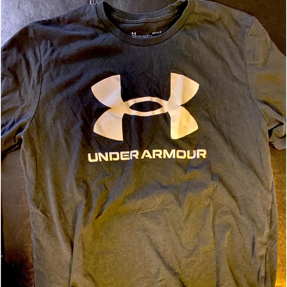 Large black tee